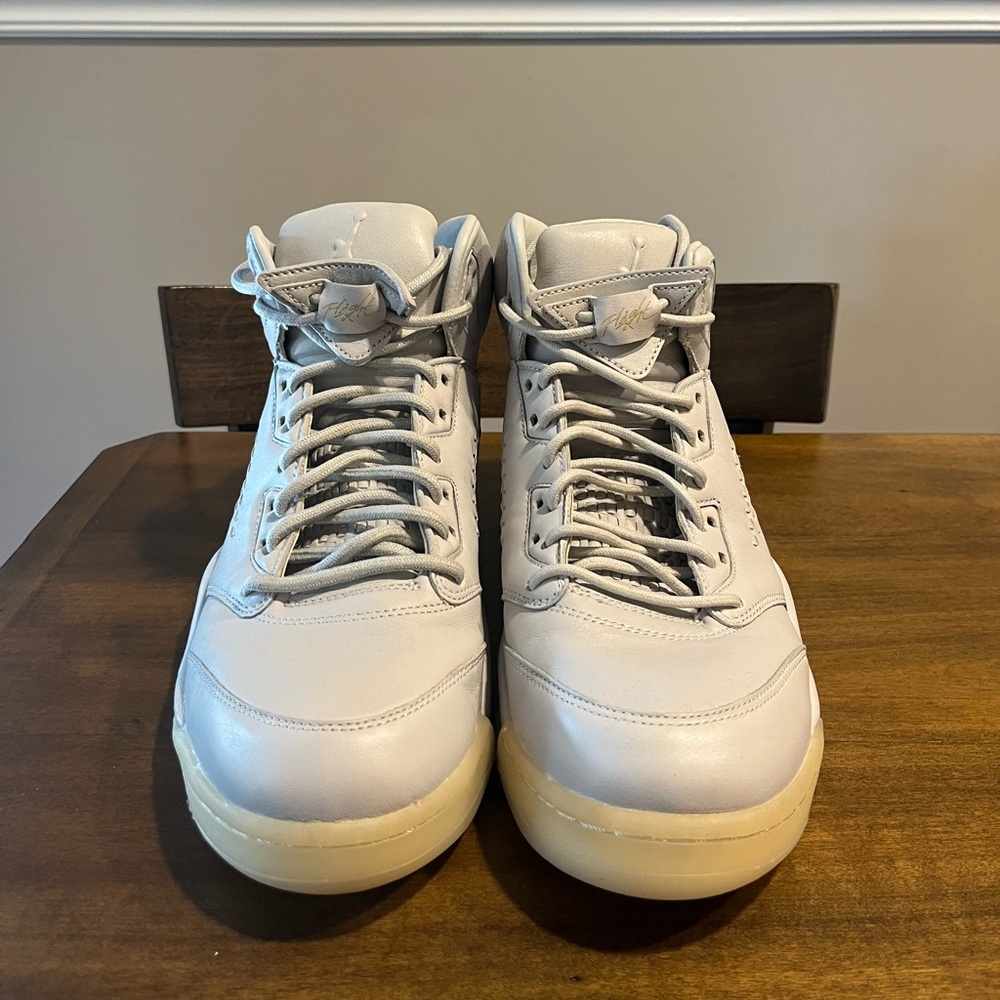 Jordan 5 Retro sneakers